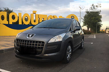 Минивэн Peugeot 3008 2011 в Мариуполе