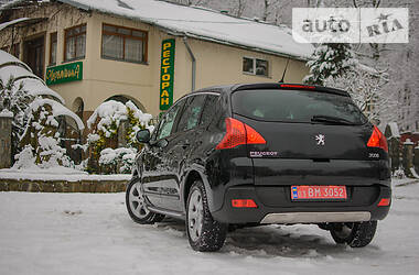 Позашляховик / Кросовер Peugeot 3008 2010 в Дрогобичі