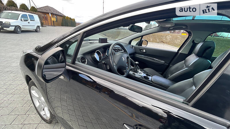 Внедорожник / Кроссовер Peugeot 3008 2010 в Стрые