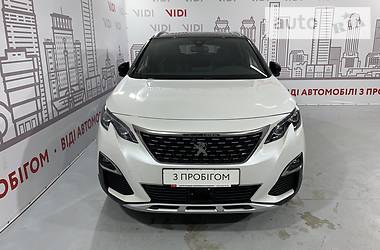 Универсал Peugeot 3008 2018 в Киеве