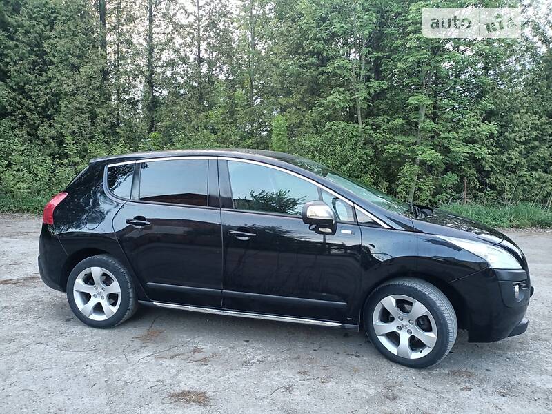 Внедорожник / Кроссовер Peugeot 3008 2013 в Ивано-Франковске