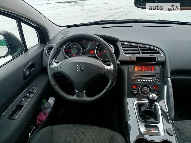 Внедорожник / Кроссовер Peugeot 3008 2013 в Ивано-Франковске