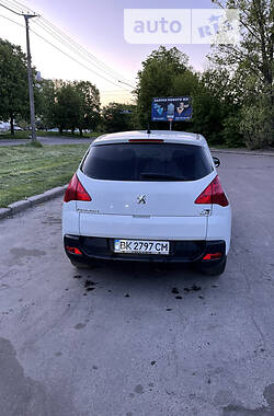 Универсал Peugeot 3008 2011 в Ровно
