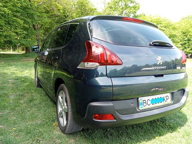 Універсал Peugeot 3008 2014 в Львові