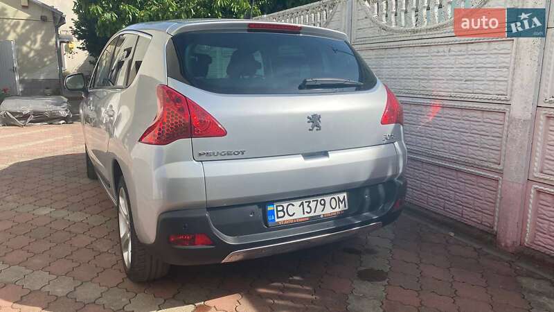 Позашляховик / Кросовер Peugeot 3008 2010 в Самборі