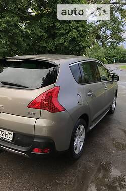 Позашляховик / Кросовер Peugeot 3008 2013 в Звягелі