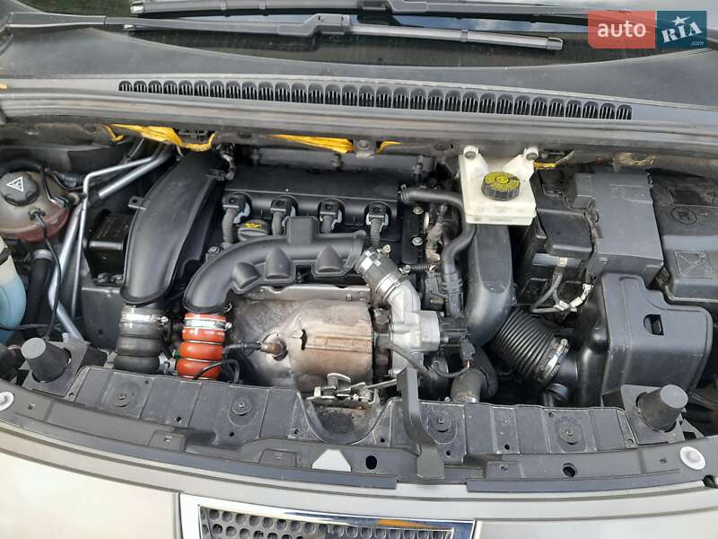 Позашляховик / Кросовер Peugeot 3008 2012 в Ладижині