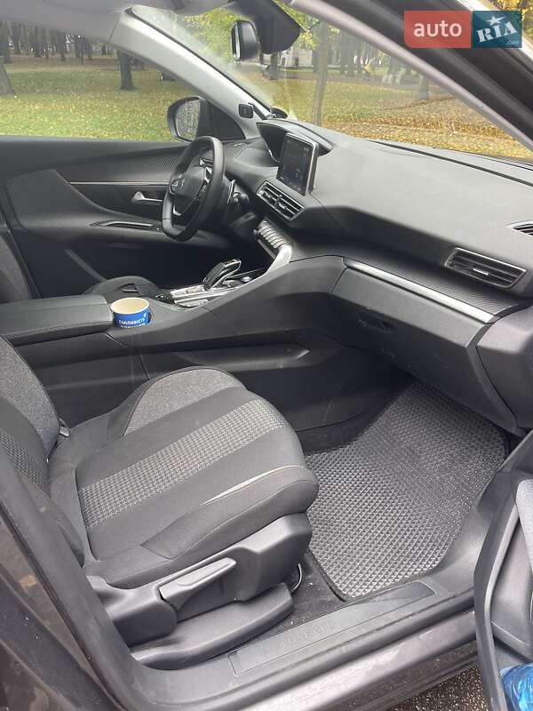 Позашляховик / Кросовер Peugeot 3008 2021 в Харкові