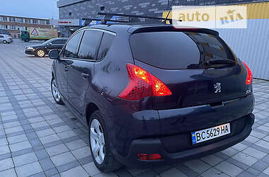 Позашляховик / Кросовер Peugeot 3008 2012 в Вінниці