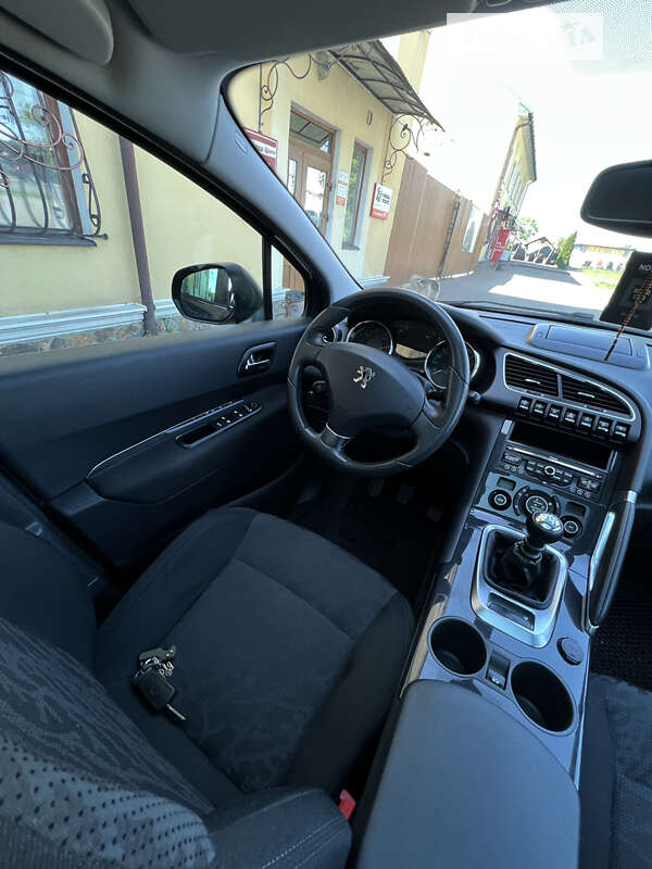 Позашляховик / Кросовер Peugeot 3008 2009 в Бродах