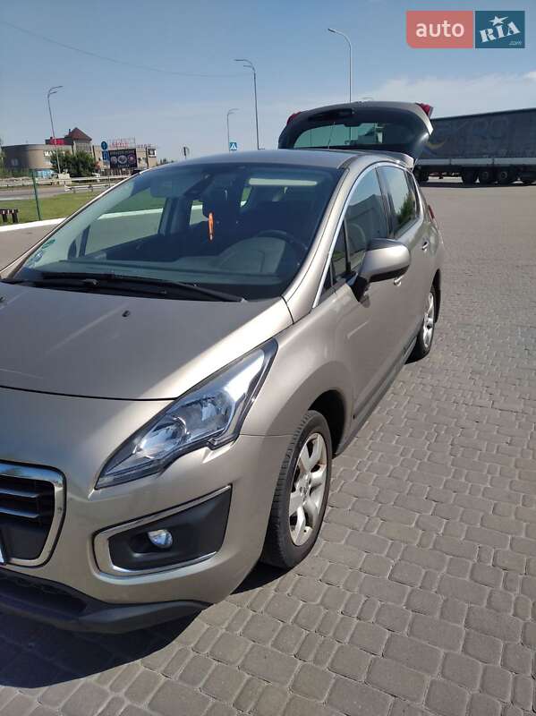 Позашляховик / Кросовер Peugeot 3008 2013 в Звягелі