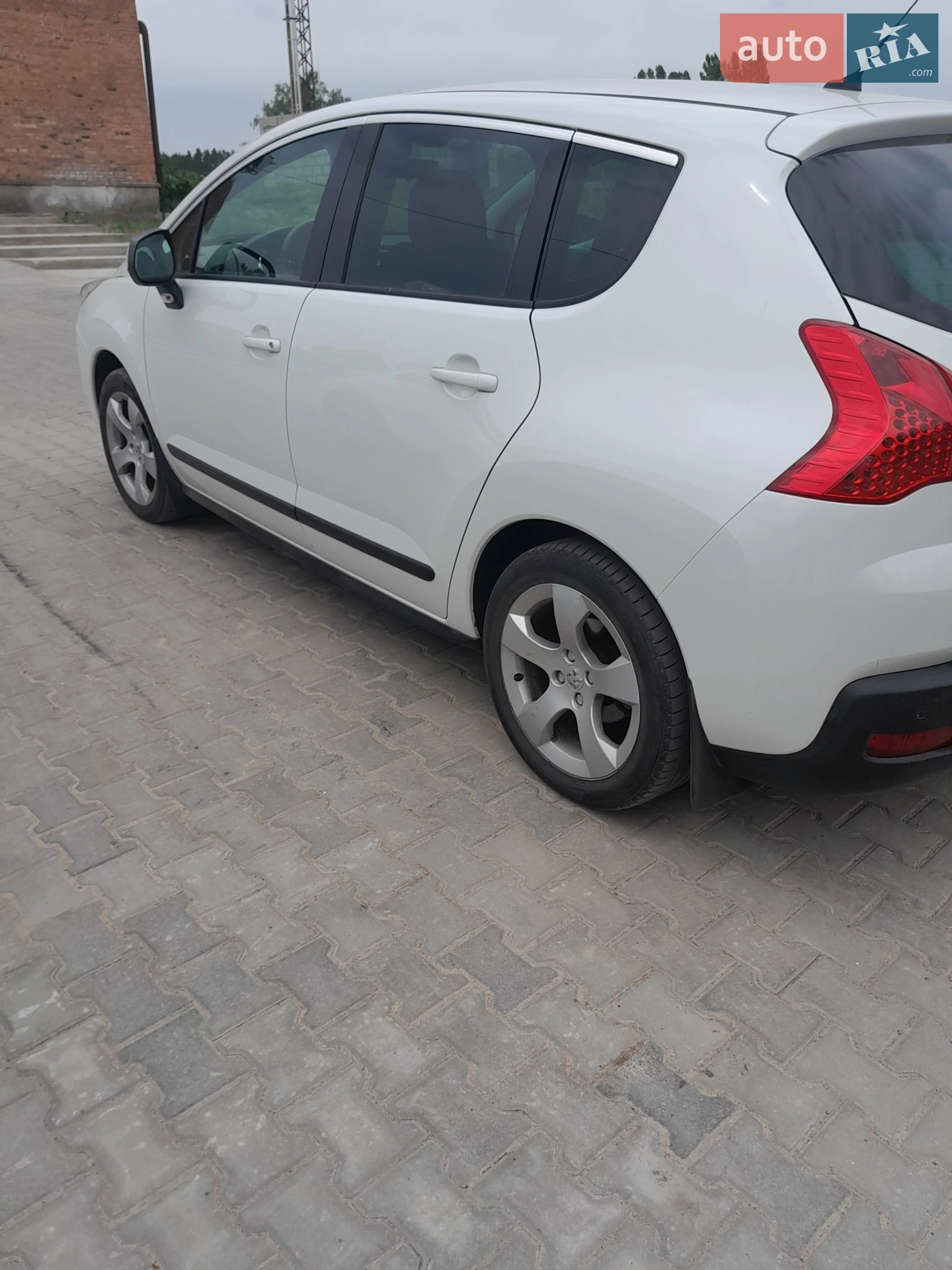 2011 Peugeot 3008 - мініатюра 4