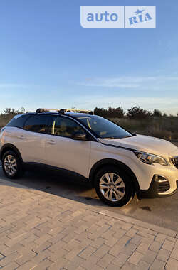 Внедорожник / Кроссовер Peugeot 3008 2017 в 