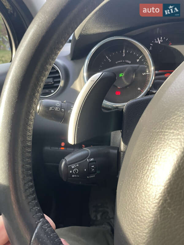Позашляховик / Кросовер Peugeot 3008 2011 в Дубні