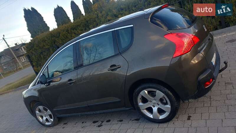 Позашляховик / Кросовер Peugeot 3008 2009 в Долині