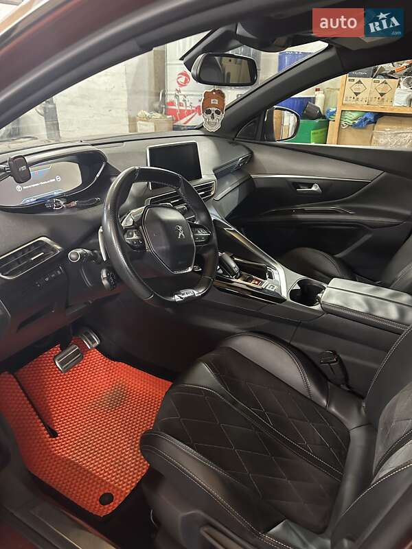 Позашляховик / Кросовер Peugeot 3008 2017 в Вінниці