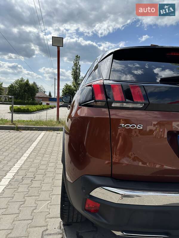 Позашляховик / Кросовер Peugeot 3008 2017 в Вінниці