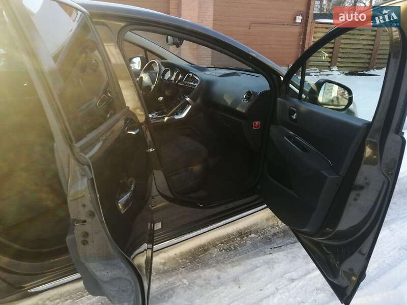 Внедорожник / Кроссовер Peugeot 3008 2011 в Ивано-Франковске