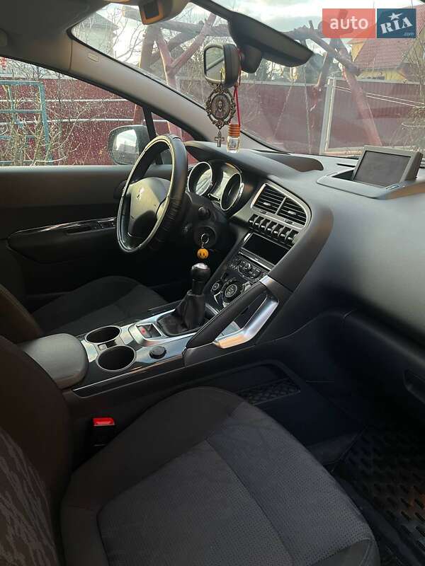 Позашляховик / Кросовер Peugeot 3008 2009 в Тернополі