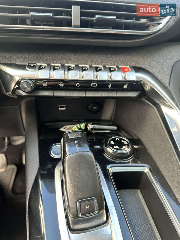 Внедорожник / Кроссовер Peugeot 3008 2016 в Житомире