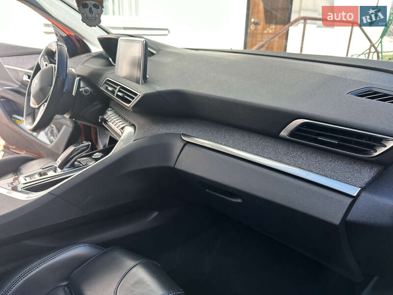 Внедорожник / Кроссовер Peugeot 3008 2016 в Житомире