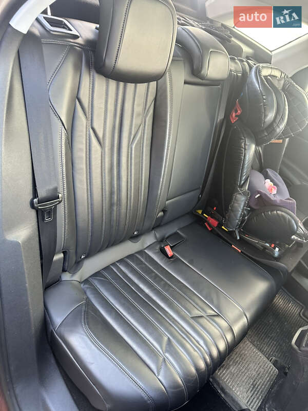 Внедорожник / Кроссовер Peugeot 3008 2016 в Житомире