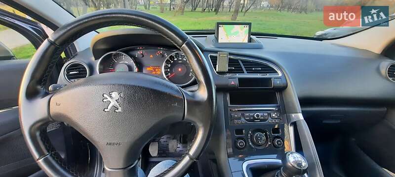 Внедорожник / Кроссовер Peugeot 3008 2016 в Львове