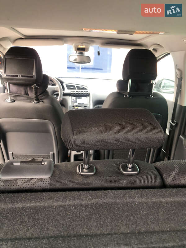 Внедорожник / Кроссовер Peugeot 3008 2009 в Калиновке