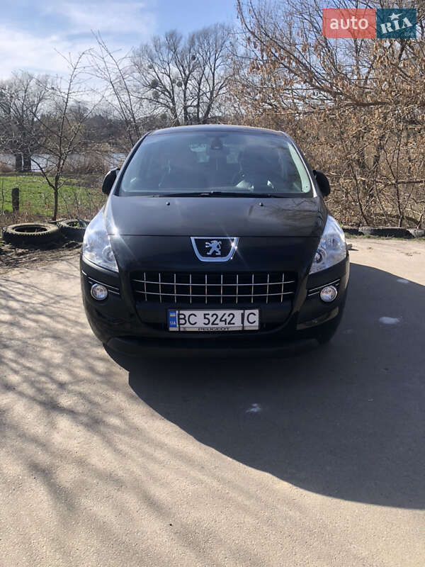 Внедорожник / Кроссовер Peugeot 3008 2009 в Калиновке
