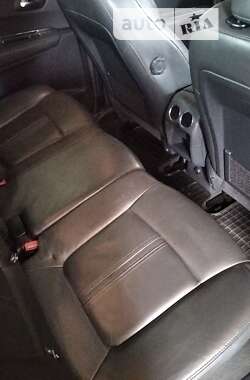 Внедорожник / Кроссовер Peugeot 3008 2009 в 