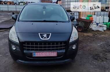 Внедорожник / Кроссовер Peugeot 3008 2010 в Луцке