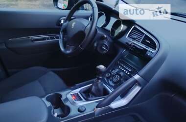 Внедорожник / Кроссовер Peugeot 3008 2010 в Луцке