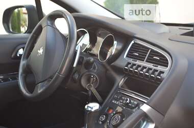 Внедорожник / Кроссовер Peugeot 3008 2012 в Золочеве