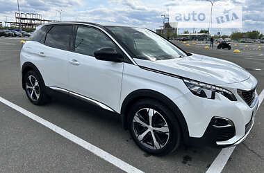 Внедорожник / Кроссовер Peugeot 3008 2020 в Киеве