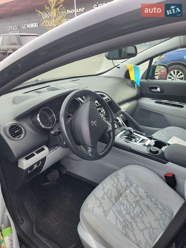 Внедорожник / Кроссовер Peugeot 3008 2012 в Киеве