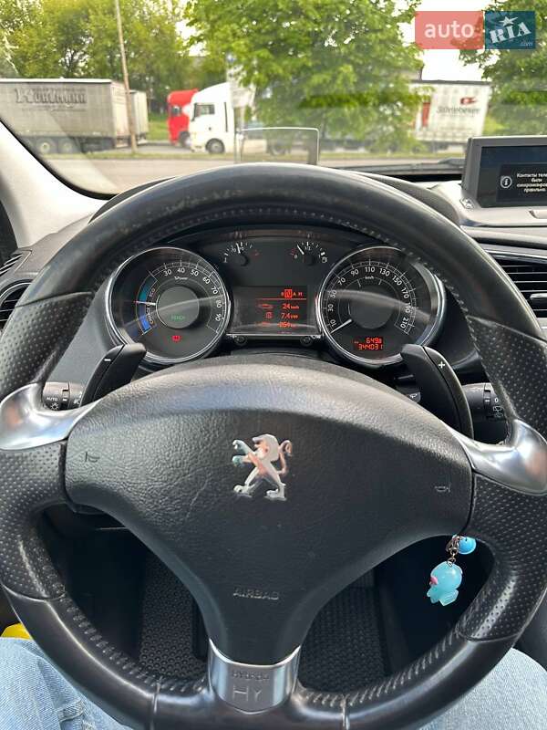 Внедорожник / Кроссовер Peugeot 3008 2014 в Ровно