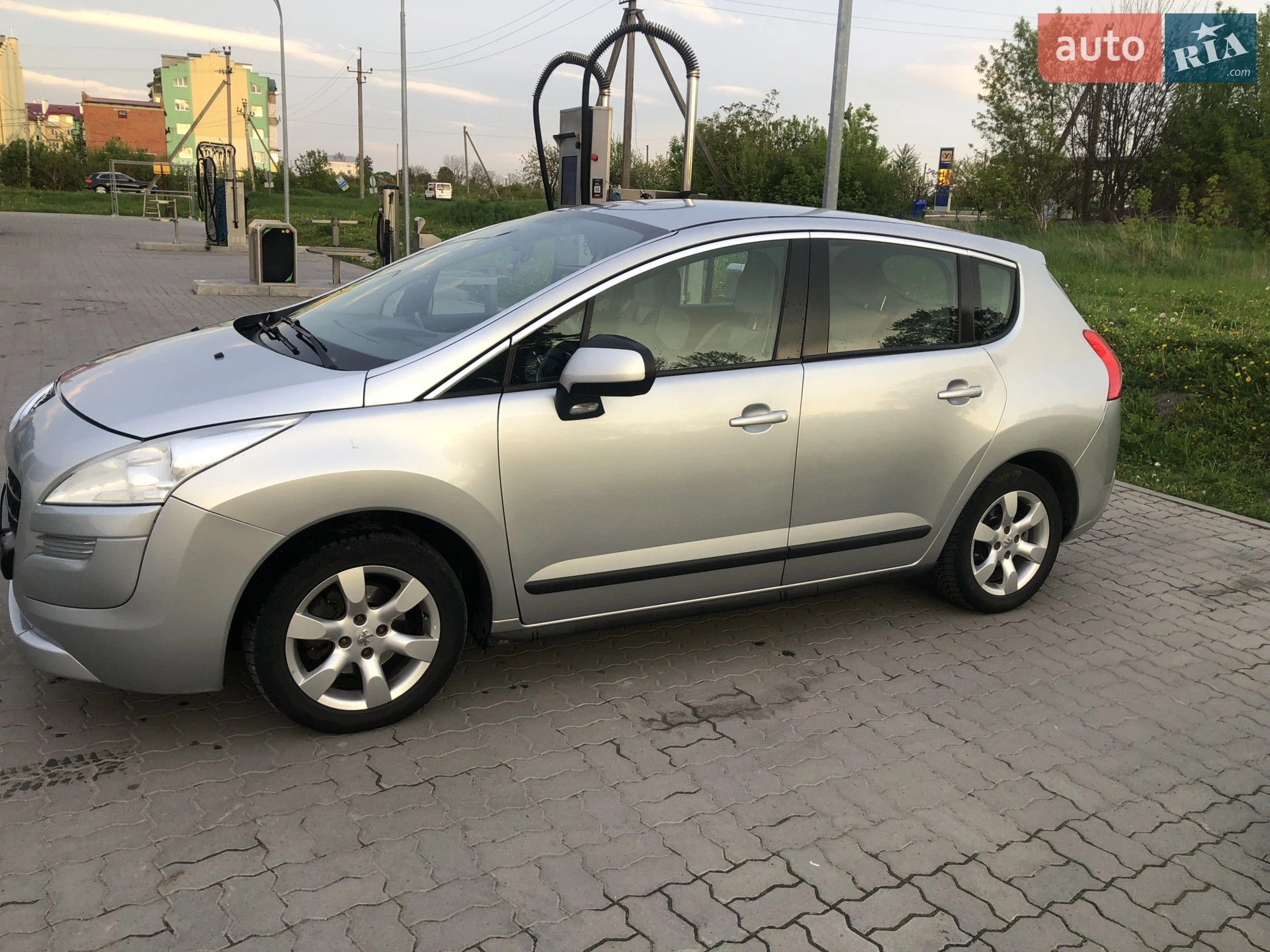 2010 Peugeot 3008 - мініатюра 4
