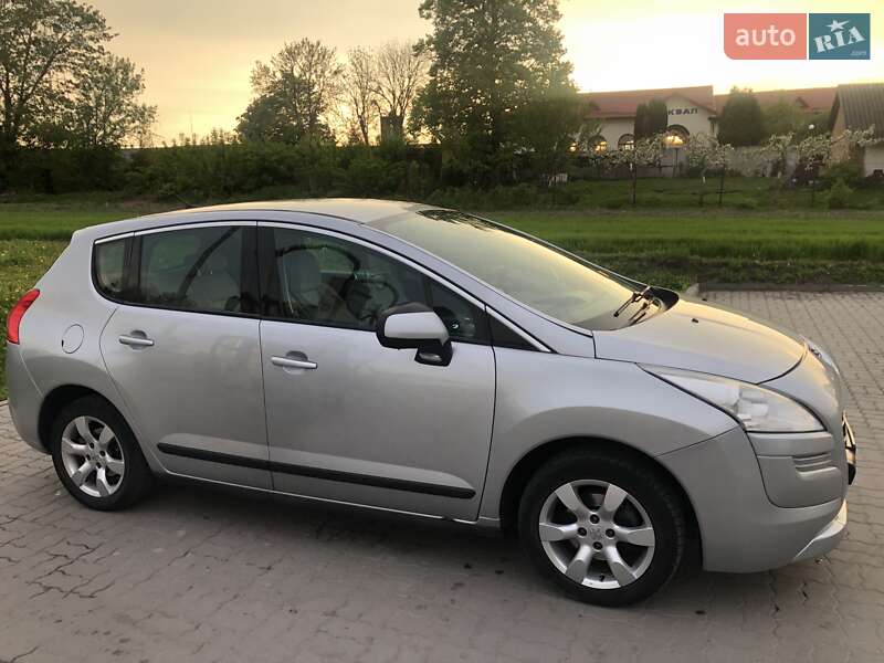 Внедорожник / Кроссовер Peugeot 3008 2010 в Радехове