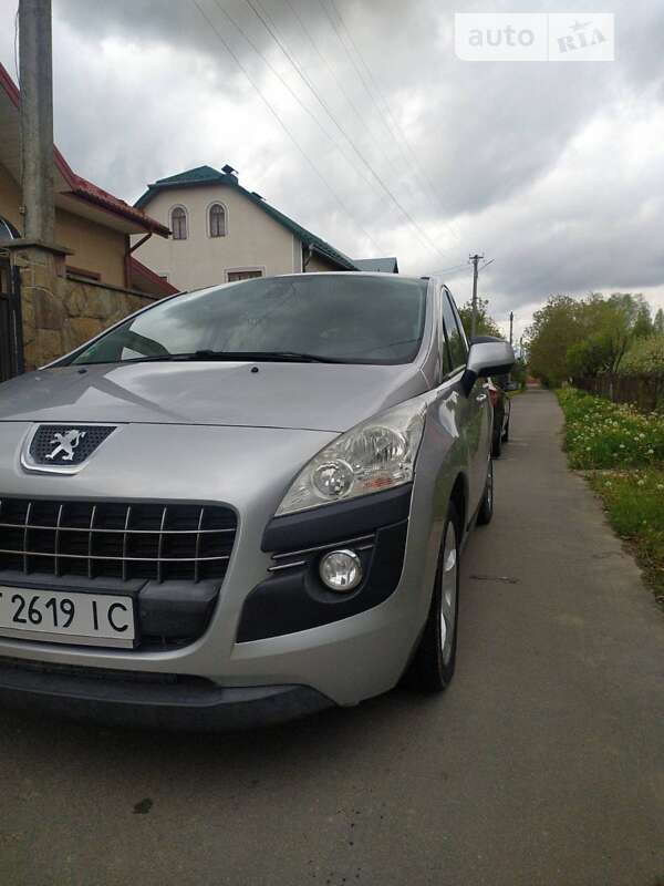 Внедорожник / Кроссовер Peugeot 3008 2012 в Калуше