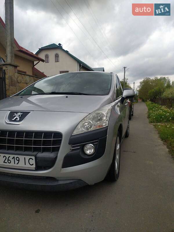 Peugeot 3008 2012