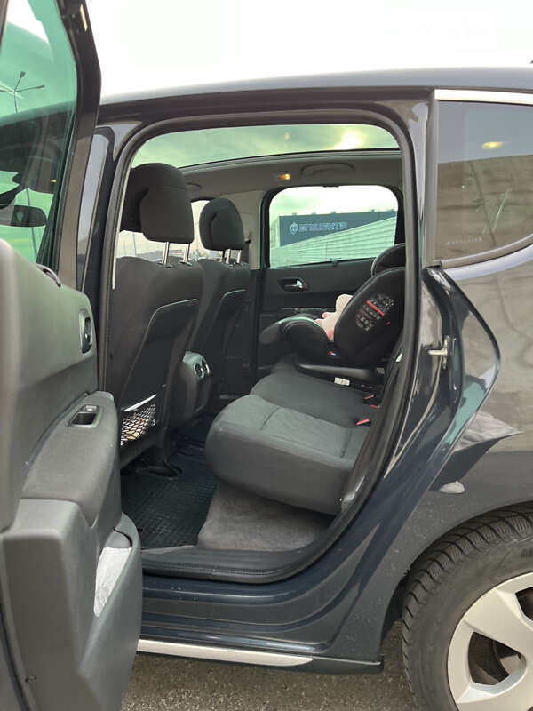 Внедорожник / Кроссовер Peugeot 3008 2011 в Львове