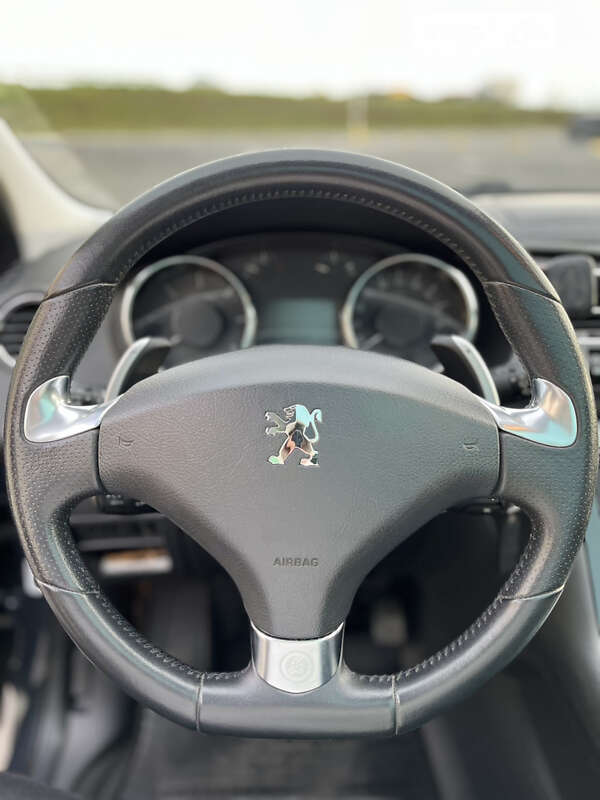 Внедорожник / Кроссовер Peugeot 3008 2011 в Львове