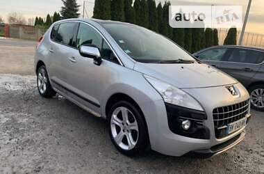 Позашляховик / Кросовер Peugeot 3008 2011 в Львові