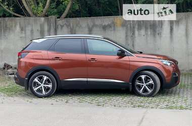 Позашляховик / Кросовер Peugeot 3008 2017 в Полтаві