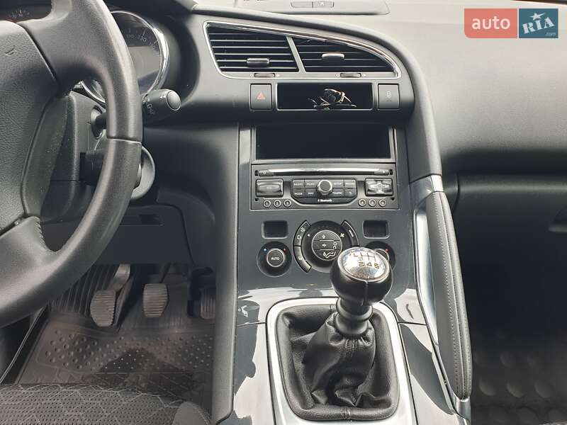 Внедорожник / Кроссовер Peugeot 3008 2014 в Луцке