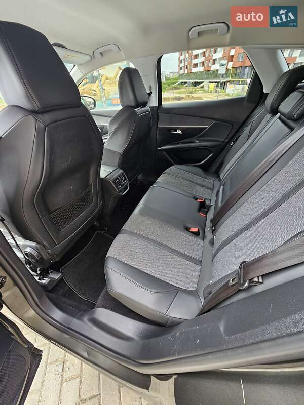 Внедорожник / Кроссовер Peugeot 3008 2019 в Тернополе