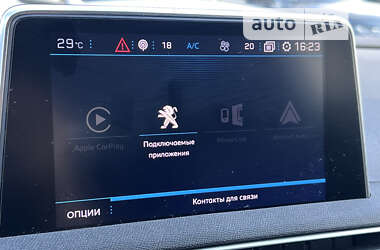 Позашляховик / Кросовер Peugeot 3008 2017 в Луцьку