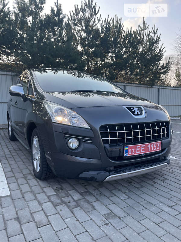 Внедорожник / Кроссовер Peugeot 3008 2010 в Луцке