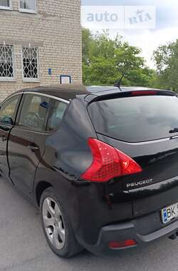 Внедорожник / Кроссовер Peugeot 3008 2009 в Вараше