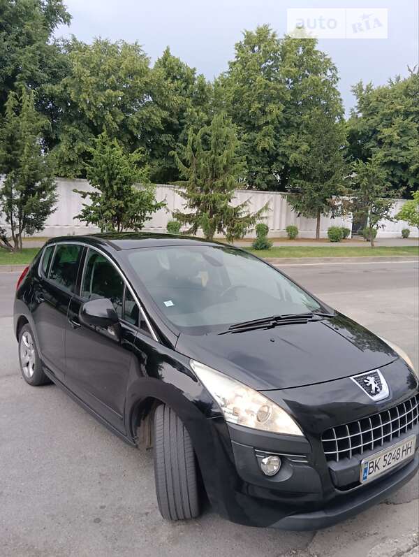 Внедорожник / Кроссовер Peugeot 3008 2009 в Вараше